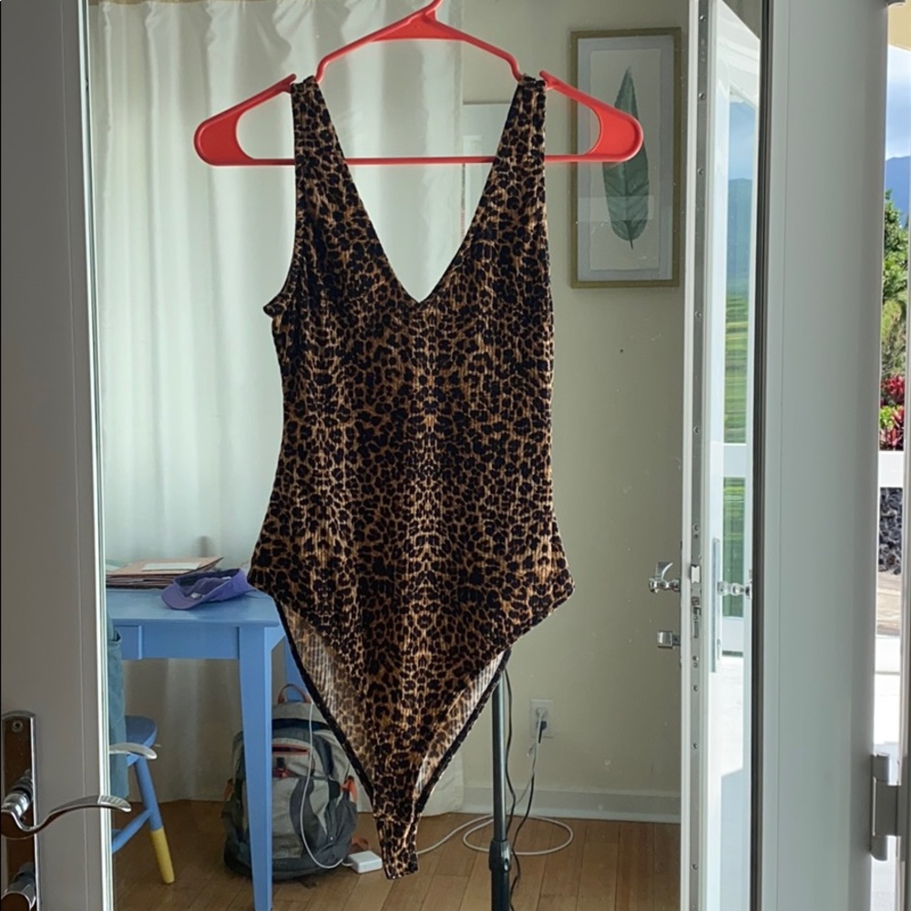 Socialite cheetah bodysuit